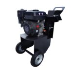 Бензиновый щепорез Бобер